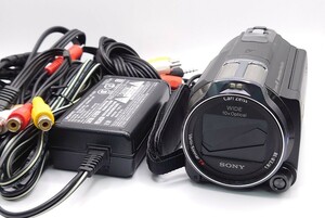 【SR-259】 SONY HDR-CX720 HANDYCAM カメラ デジタルビデオカメラ 24.1MEGA PIXELS Carl Zeiss レンズ 通電OK 