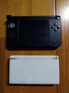3DS LL本体（破損あり）＋DSライト本体☆計2台セット☆送料520円（追跡番号あり）ジャンク扱いで。