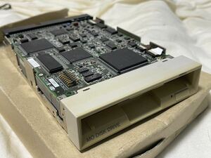 【ジャンク】富士通 内蔵型 MOドライブ SCSI接続 M2513A6Q Fujitsu 