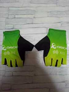 支給品　グローブ　Orica-GreenEDGE 手袋AIS craft　自転車　Summer　Gloves 　オリカ・グリーンエッジ　サイクルジャージ　ロードバイク