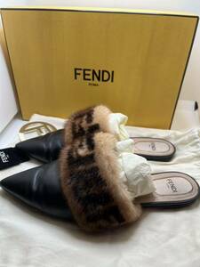 FENDI フェンディ ミンク ファー ズッカ柄 フラットシューズ