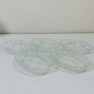 (旧家蔵出) 美品 ガラス皿 5客 カットガラス 切子 アンティーク レトロ ガラス食器 仕切り付き 17cmX11cmX3cm
