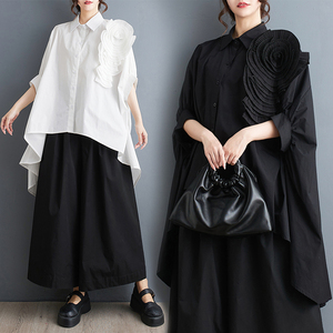 同梱1万円送料無料* 夏新品 *カジュアル*ファッション* ゆったりサイズ * 大きな花 *半袖シャツ ブラック