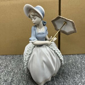 124946◎【訳あり】LLADRO リヤドロ 平和での賛辞 女の子 傘 花柄 置物 アンティーク ヴィンテージ 西洋陶磁