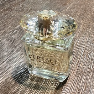 VERSACE YELLOW DIAMOND　ヴェルサーチ　ヴェルサーチェ　イエローダイアモンド　イエローダイヤモンド　オーデトワレ　イタリア製