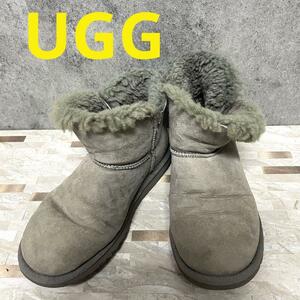 UGG グレー　ムートンブーツ　モコモコ　トレンド