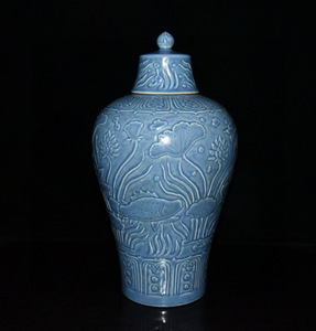 ▽鴻▽ 明 永樂年製款 天藍釉 魚草紋 梅瓶 古陶瓷品 置物 古賞物 中国古玩 中国古美術