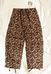 エンジニアードガーメンツ★2023ss★国内レアモデル★≪≪税込定価 41,800円≫≫★Over Pant-Polyester Leopard Print/Black×Brown【XS】