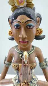 バリの女性 木彫り バリ島みやげ 彫り物 置物 