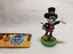 ディズニーキャラクター　パート10 チョコエッグ　フィギュア　人形　ミッキーマウス