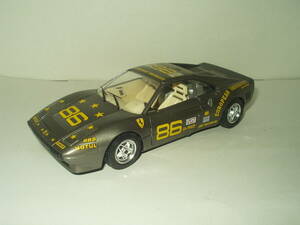 bburago Made in Italy Ferrari GTO #86 UNIVERSITY (1984) / イタリア製ブラーゴ フェラーリ GTO ( 1:24 ) ユニバーシティー