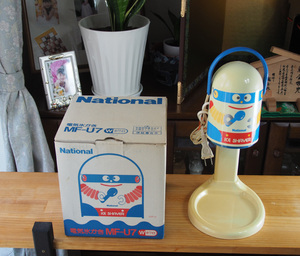 昭和レトロ！ナショナル　電気氷かき　MF-U7 ICE SHAVER ロボット　ホワイト