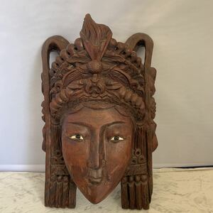 木製仮面　アジア　民族仮面　お面　手彫り　木彫 （R086）