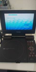 145★中古　TOSHIBAポータブルDVDプレーヤー形名SD-P1400　動作確認済み　現状品