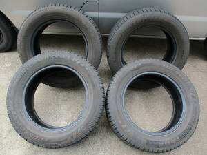 ２０５/６０R１６　DUNLOP　WINTERMAXX　０３　２０２０年製　４本セット　画像判断