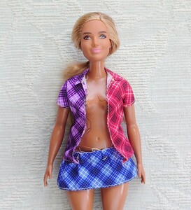 Barbie バービー人形　身長30cm　おもちゃ整理のため　送料300円〜