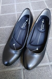 送料無料！ パンプス　レディースシューズ　23.5 23.5cm 黒 ブラック ハイヒール 靴 仕事用 magical steps