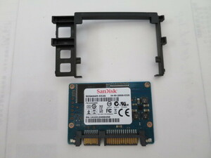 SanDisk　SSD ３２GB　FMV SH76/G HDDマウンタ付属　エラー無し　　