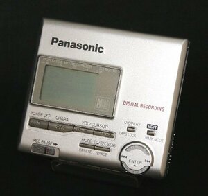 Panasonic パナソニック SJ-MR100-S シルバー ポータブルMDレコーダー MDLP(中古品)