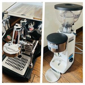 エスプレッソマシン グラインダー セット 付属品多 LA NUOVA Mazzer LUX La Marzoccoコーヒー ミル 家庭用電源 100V カフェ 開業　小規模