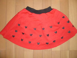 ミッキーマウスの赤いスカート　女子　女児　女の子　130　１３０　美品　オマケのカーディガン付き
