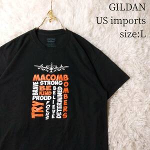 【一点物・US古着アメリカ輸入】半袖Tシャツ GILDAN Lサイズ ブラック 黒 飛行機 爆撃機 プリント 文字 ポジティブ USED