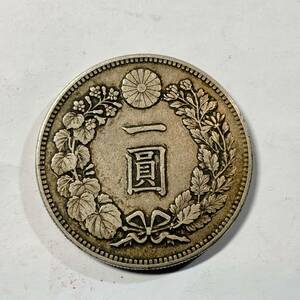 一円銀貨　明治二十六年　no.3