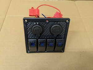 4連ロッカースイッチパネル　QC3.0 usb充電器 2ポート、シガーソケット付き DC12V 24V 車 マリンボート トラック バス 船舶用