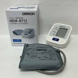 【ST18528MG】OMRON オムロン HEM-8712 上腕式血圧計 ※通電確認済 ヘルスケア 血圧計 測定器 健康器具