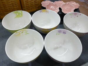 鶴田一郎 茶碗 5客　小皿　漬物皿 桜　花柄　　　　　　　　　　　　　　　　　　　　　　　　　　　210623001