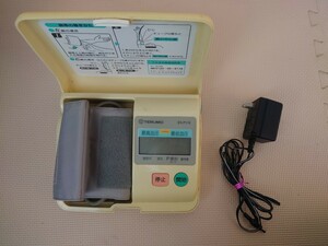 テルモ 電子血圧計 P110 TERUMO 