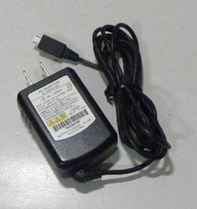 マイクロUSB充電器　NECアクセステクニカ　AL1-002272-001 DC5V1.2A ■185-02
