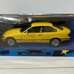 1/18 UTmodels製ミニカー BMW E36coupe イエロー