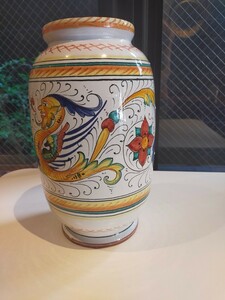 花瓶　壺　デルータ　DERUTA イタリア陶器