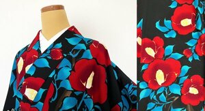 KIRUKIRU リサイクル 現代物 美品 振袖「UNSODO」日本製 着物 染 身丈171cm 黒地に真っ赤な椿 レトロ 和モダン 着付 和装 卒業式 袴