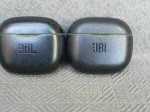 中古　＊ 　JBL　：ワイヤレス・Bluetooth　　充電器　２点　（ジャンク扱い）　⑤