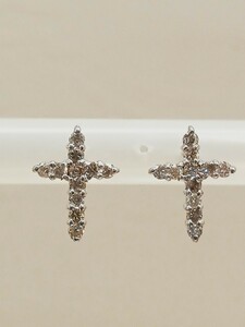 ☆K18wg★天然ダイヤ0.20ct☆ピアス☆54