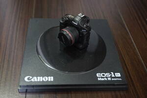 【新品/非売品】Canon キヤノン　EOS-1Ds Mark III　ミニチュアフィギュア