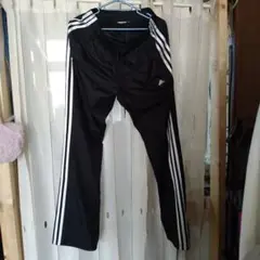 adidas　ジャージ