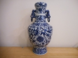中国製陶磁器 高壺高杯 青花 大清乾降年製 花瓶 花器 高さ約40cm