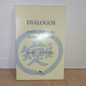 Dilogos. A Uma Polegada Acima da Terra