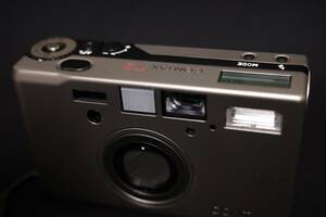 CONTAX T3 / Carl Zeiss Sonnar 35mm F2.8 T*（美品）