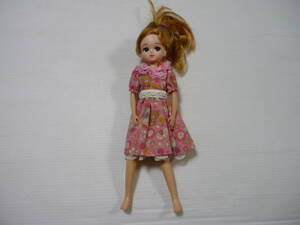 [L管02]人形 リカちゃん 洋服 リラックマ コリラックマ いちご ピンク リカちゃん人形 日本 ドール タカラトミー 着せ替え人形
