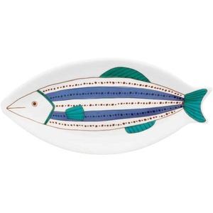 ユニークな表情とカラフルな模様のサカナの 皿 ブルー 12.2×26×高さ2.3cm おかずを色々のせてワンプレートに