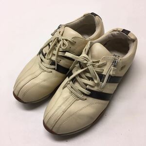 送料込み★YONEX ヨネックス★スニーカー　バドミントンシューズ★レディース　24.0㎝#50602s290