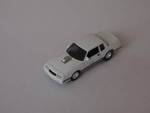 JOHNNY LIGHTNING ジョニーライトニング LIMITED EDITION 1/64 1983 MONTE CARLO SS #1