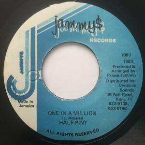 試聴 / HALF PINT / ONE IN A MILLION /Billie Jean riddim/JAMMYS/reggae/dancehall/