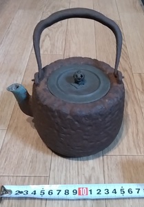 時代　龍文堂造　鉄瓶　１．４ｋｇ　蔵出し品　煎茶道具