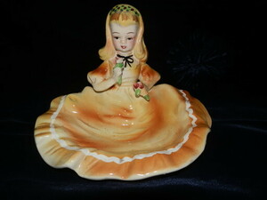 昭和レトロ イエローのドレス人形 1960~70年代　アンティーク 陶器