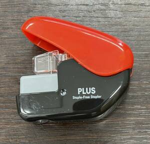 ＃7645　PLUS ホッチキス　針なしホッチキス　Staple-Free Stapler ペーパークリンチ